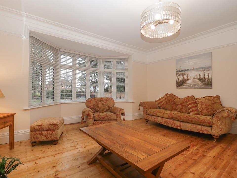 Greenlawns House in Burnham-on-Sea