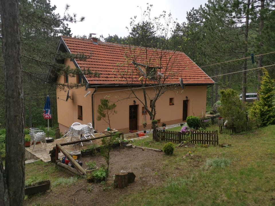 Apartmani Popovic Apartment in Zlatibor District, Serbia