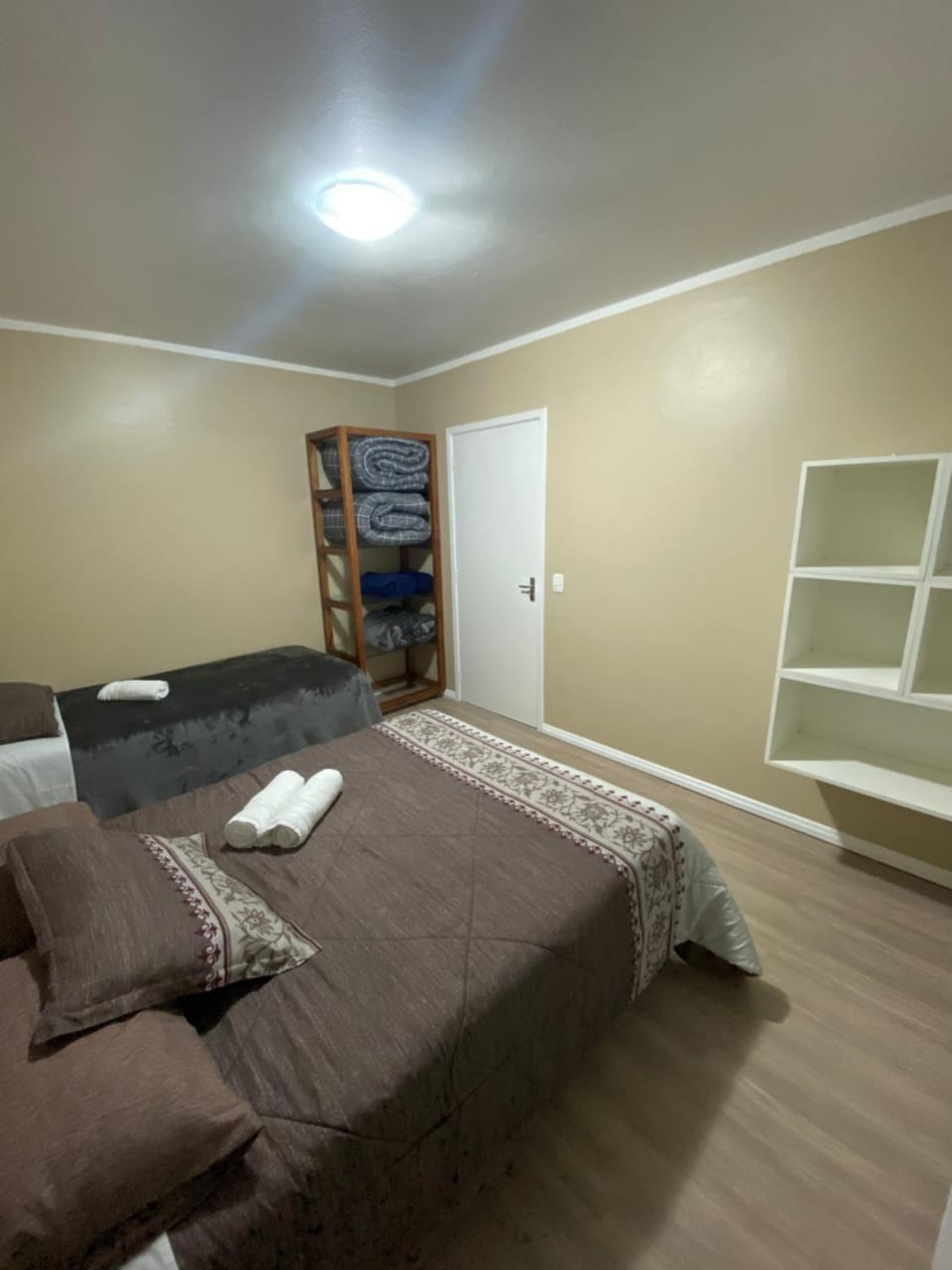 Apartamento na rua coberta Gramado Apartment in Gramado