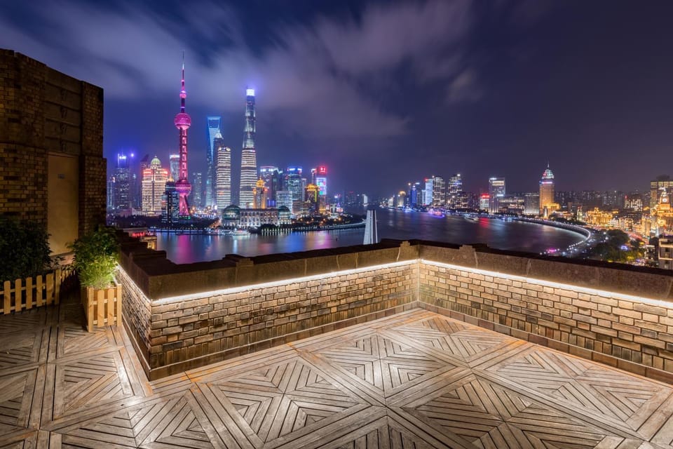 Nearby landmark, Night, City view