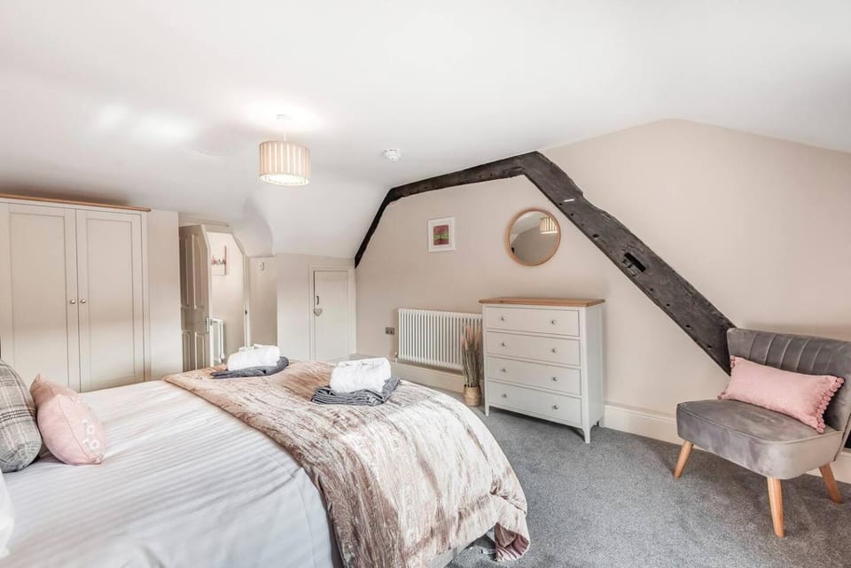Great Gate House View - within York Walls Apartment in York
