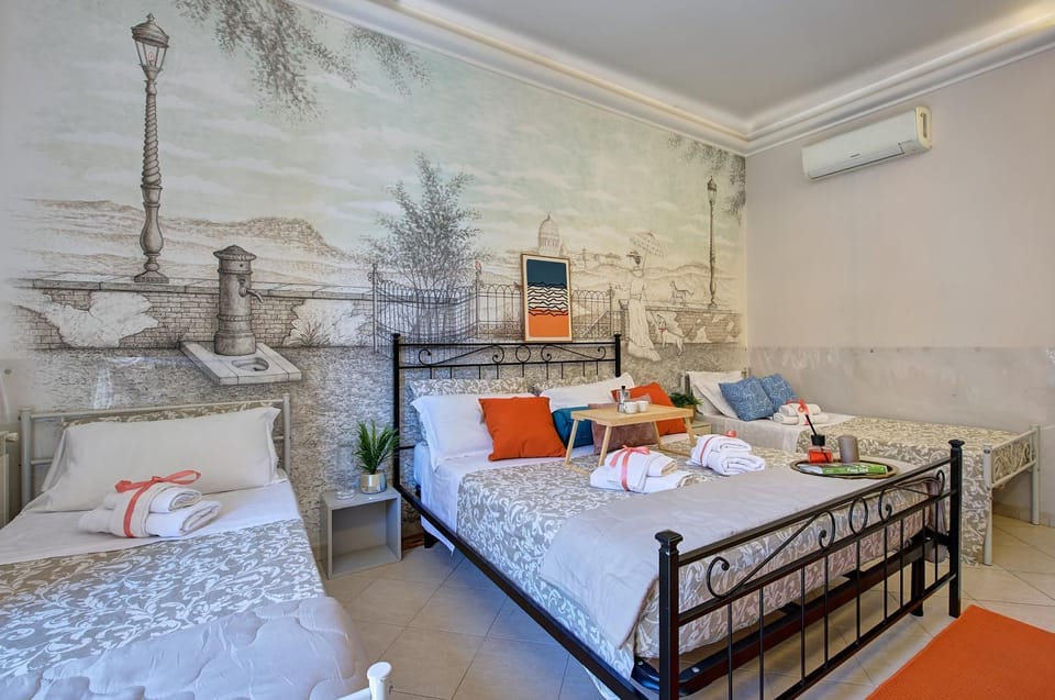 Bed, Photo of the whole room