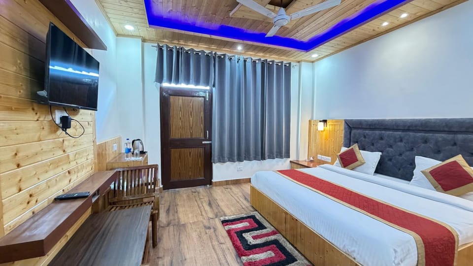 Grand Kailash view homestay -near Khajjiar Vacation rental in Himachal Pradesh