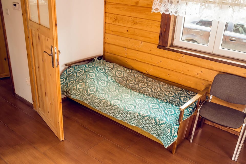 Chata Białowieska Pod Bocianem House in Belarus