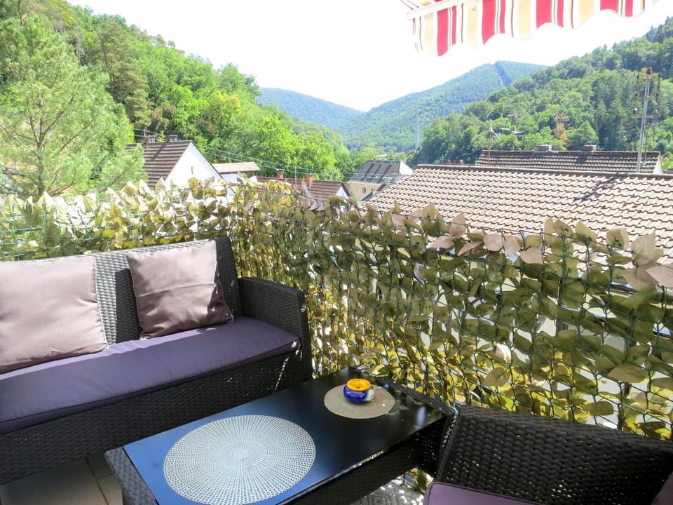 View (from property/room), Balcony/Terrace, Seating area