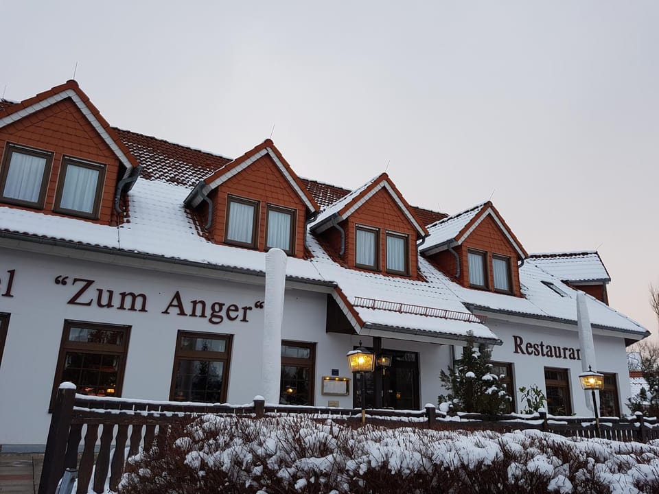 Facade/entrance, Winter