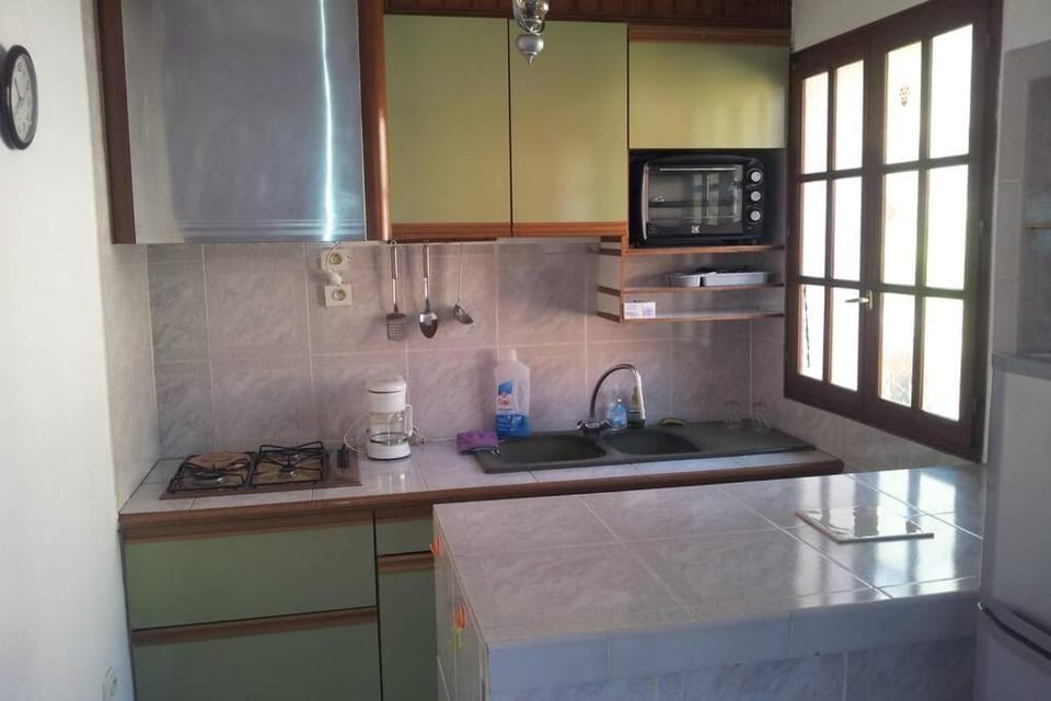 Joli appartement T2 au village de Rochebrune 05190 Apartment in Provence-Alpes-Côte d'Azur