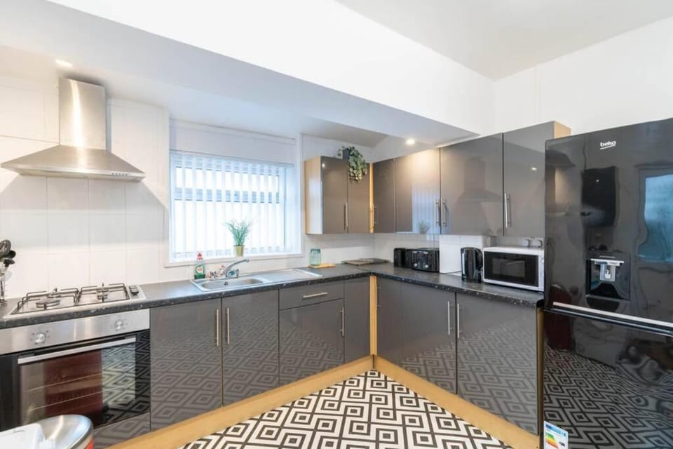 Kitchen or kitchenette, oven, stove, toaster