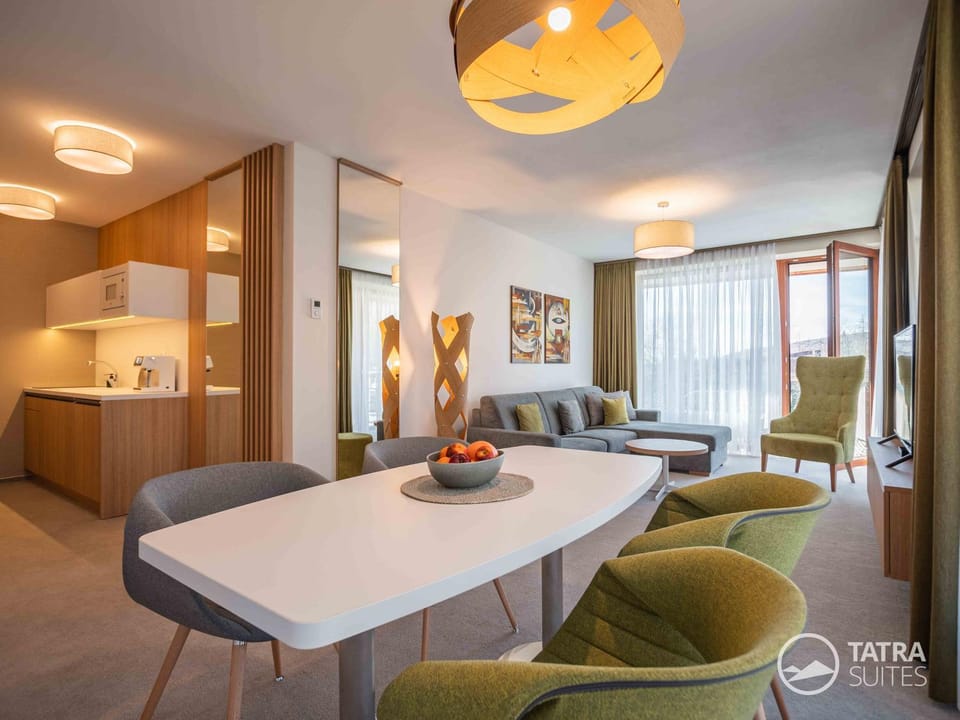 Living room, Dining area