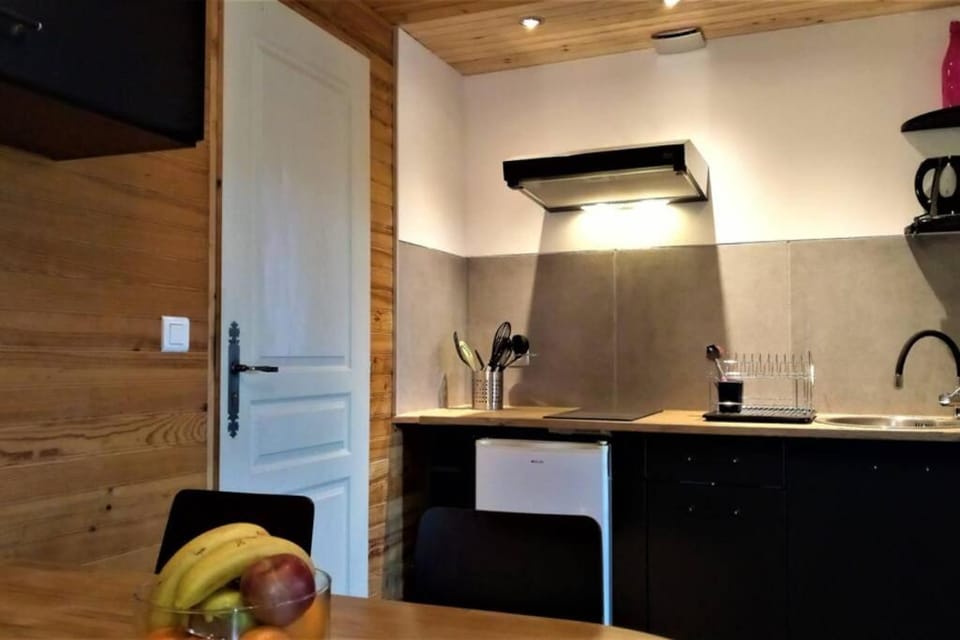 Studio 32m2 - dans propriété avec vue imprenable sur le Lac du Salagou Apartment in Occitanie