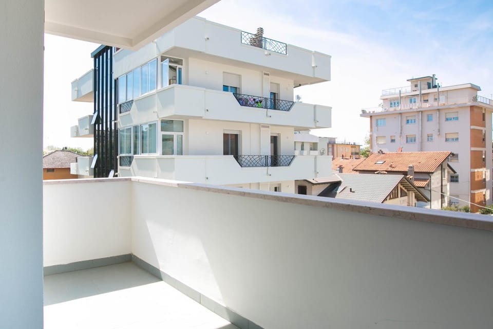 Balcony/Terrace, City view