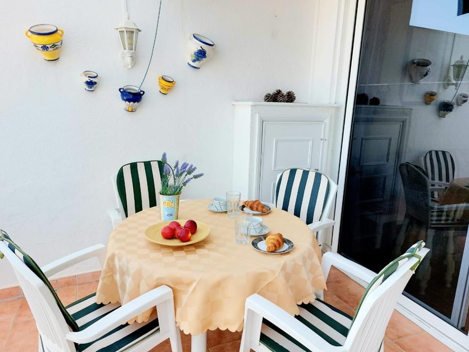 Balcony/Terrace, Dining area
