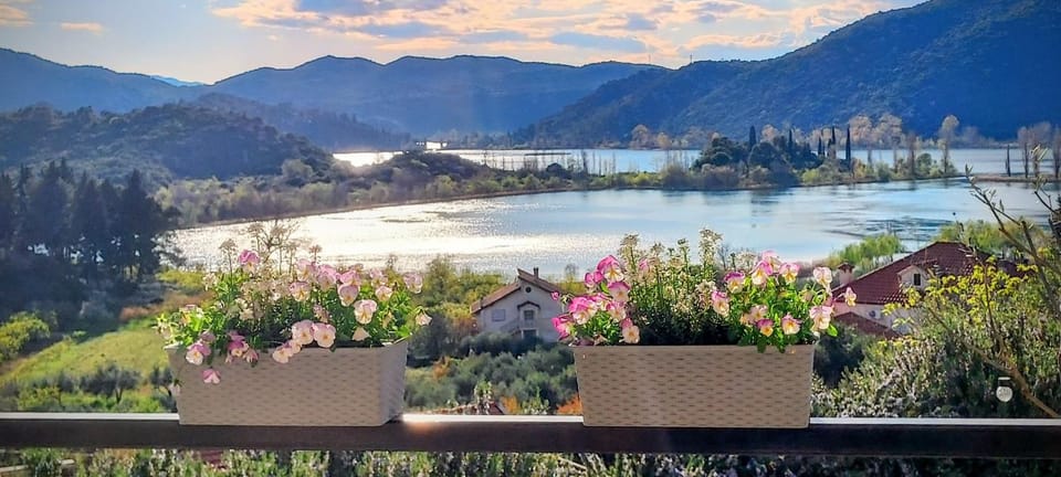 Spring, Natural landscape, Lake view, Mountain view