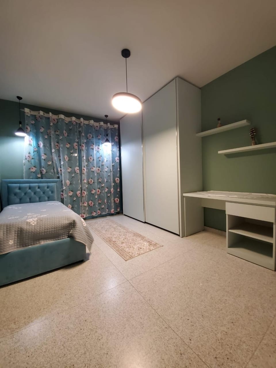 Bed, Photo of the whole room, Bedroom, wardrobe