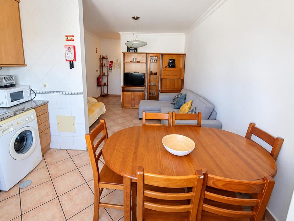T1 Praia da Rocha Gaivota Mar 9 Apartment in Portimao