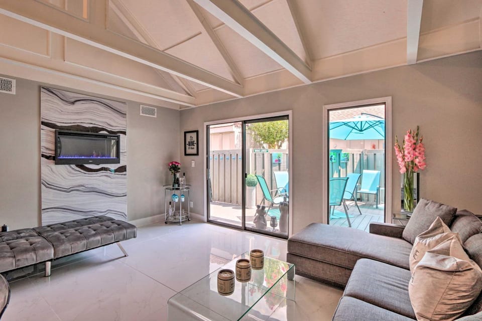 Coastal Resort Beach Villa < 1 Mi to Shore! Villa in Hilton Head Island