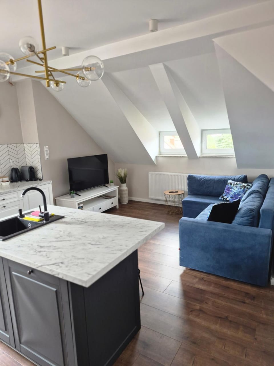 Apartament Królewiecka 19 Centrum Molo jezioro Czos KLIMA Apartment in Poland