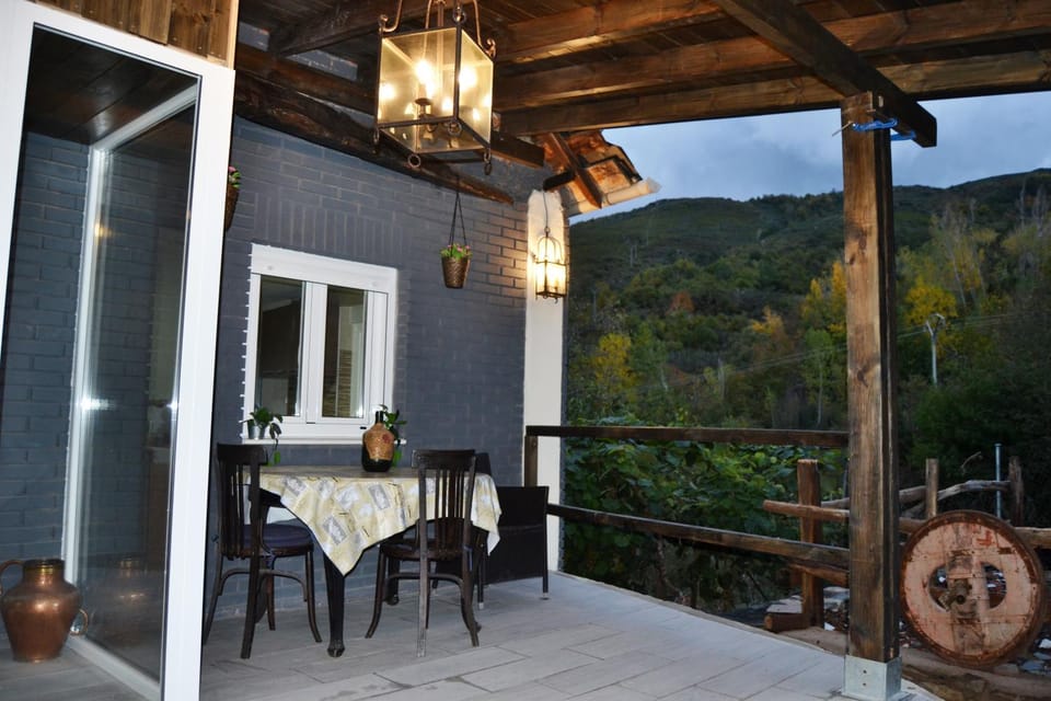 Balcony/Terrace, Balcony/Terrace