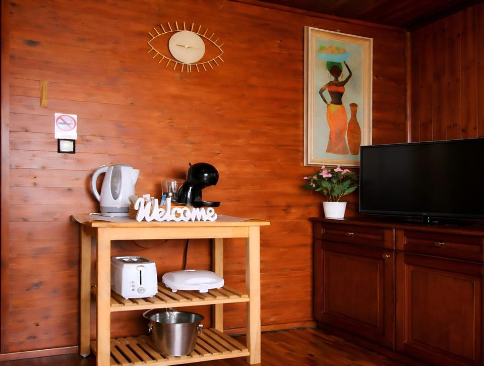 Property building, Kitchen or kitchenette