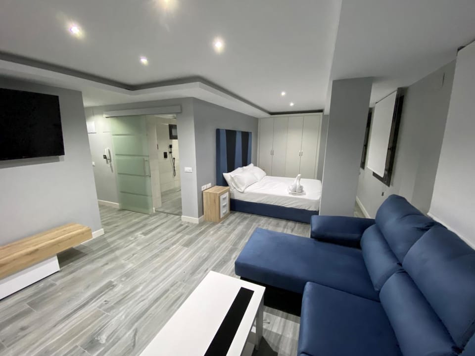 Living room, Photo of the whole room