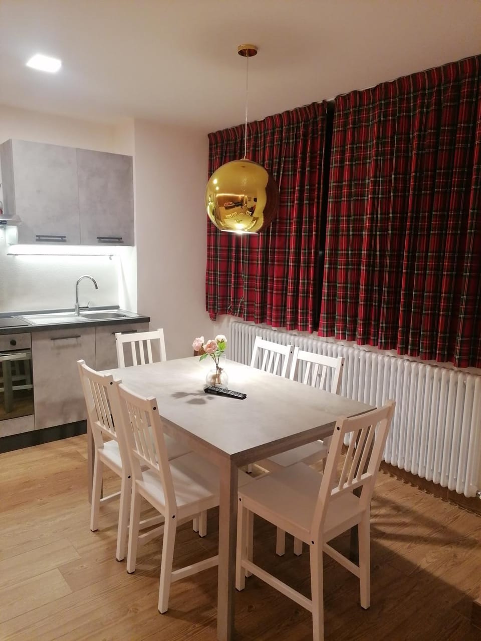 Chalet 5 Laghi / LuxApt / Town Centre Apartment in Madonna di Campiglio