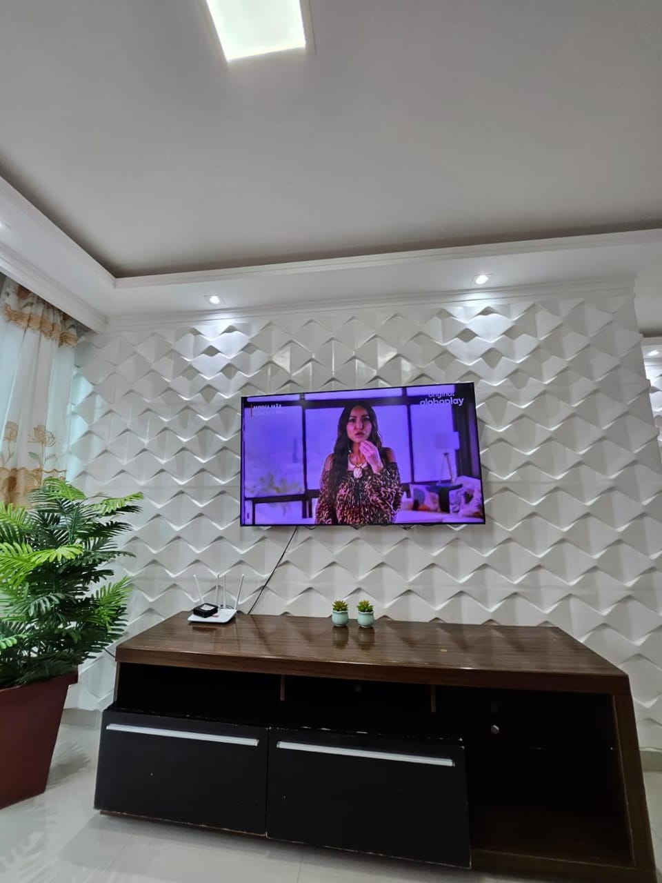 Lindo Apto - Enseada Apartment in State of São Paulo