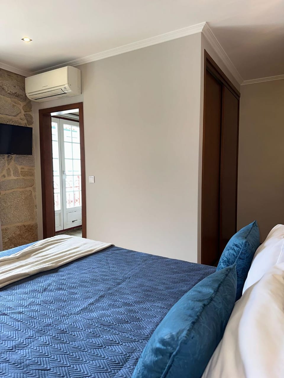 Alojamento Central Bed and Breakfast in Vila Real District