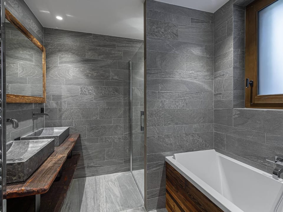 Chalet familial moderne près des pistes avec parking - FR-1-566-43 Chalet in Les Allues