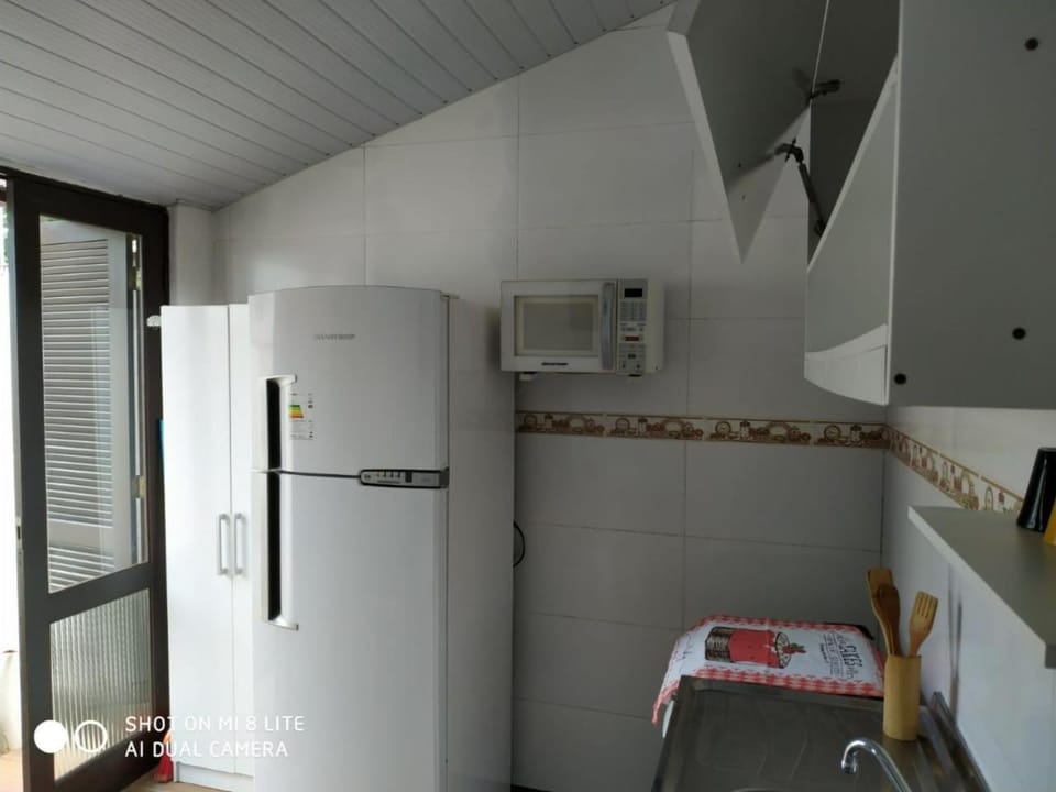 Kitinet para 2 pessoas próximo do mar - Ingleses - Com garagem Apartment in Florianopolis