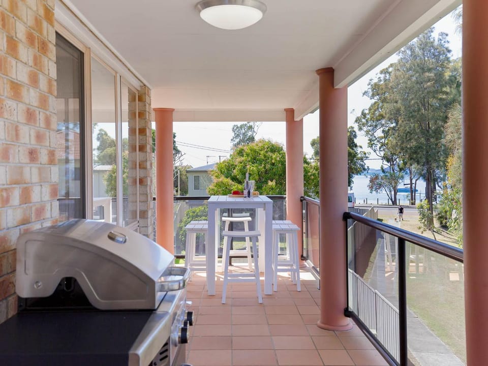 Redman Views Unit 1 House in New South Wales