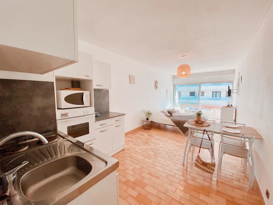 Studio à 100m de la plage avec balcon - 66 Apartment in Canet-en-Roussillon