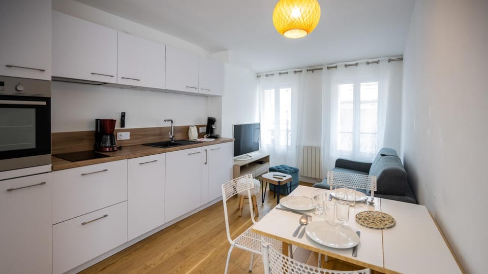 TV and multimedia, Seating area, Dining area, pet friendly, stove
