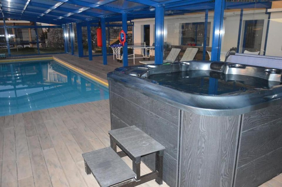 Spa and wellness centre/facilities, Swimming pool