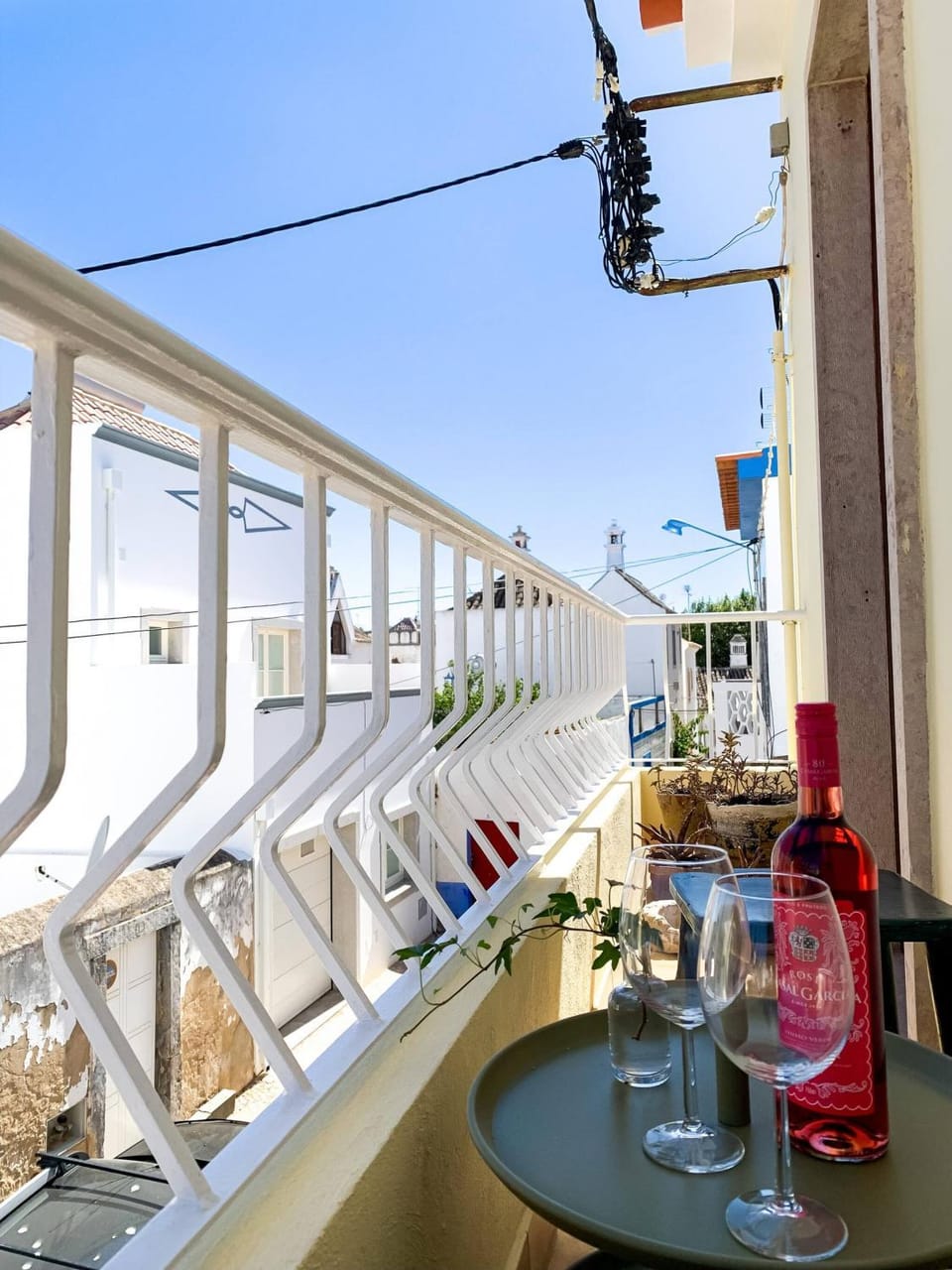 Chic Suite Figueiras w balcony in Taviras Historical Centre Apartment in Tavira
