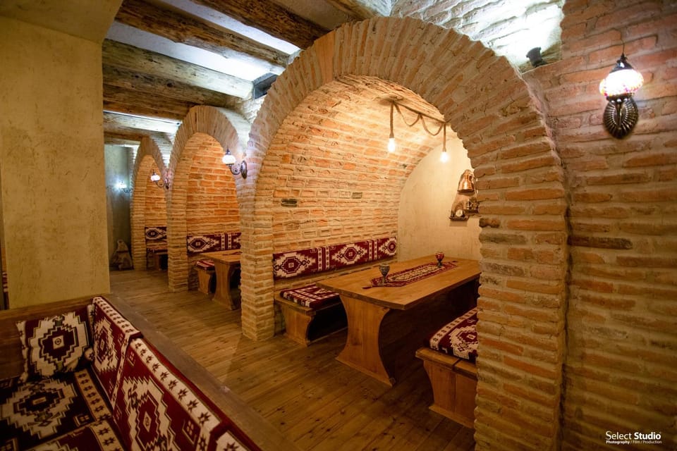 Restaurant/places to eat, Restaurant/places to eat