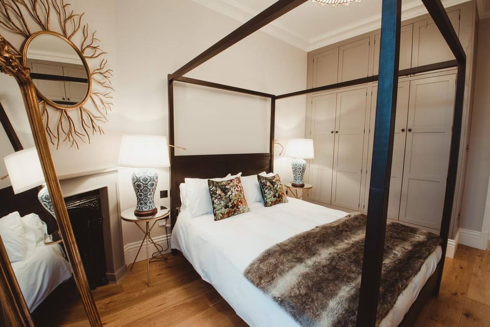 Bed, Bedroom, wardrobe