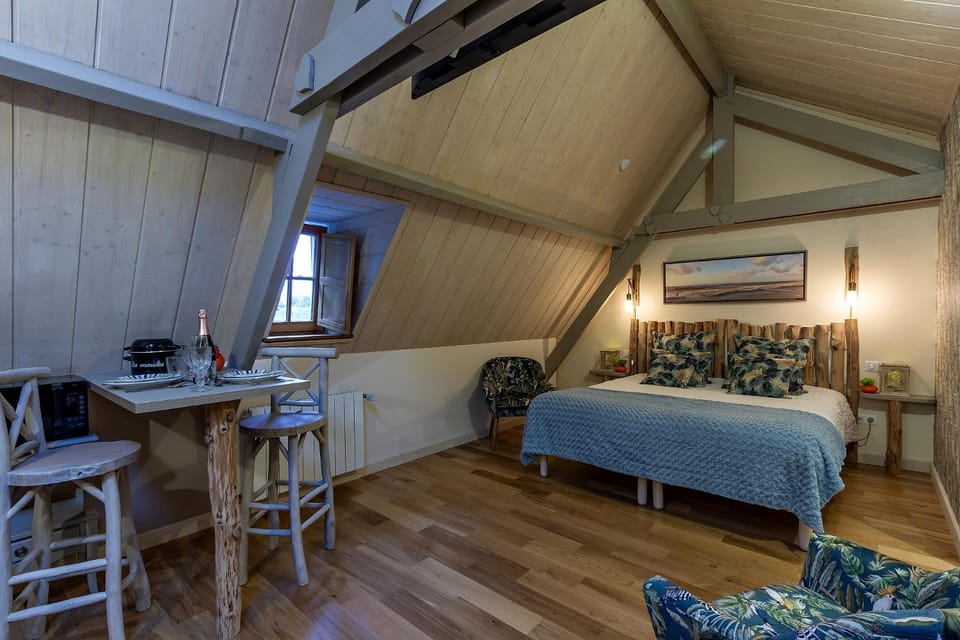 OURS EN BAY - Studio Cocon pour amoureux avec parking gratuit tout à pieds - près de la Chapelle des marins et de la Baie Apartment in Hauts-de-France