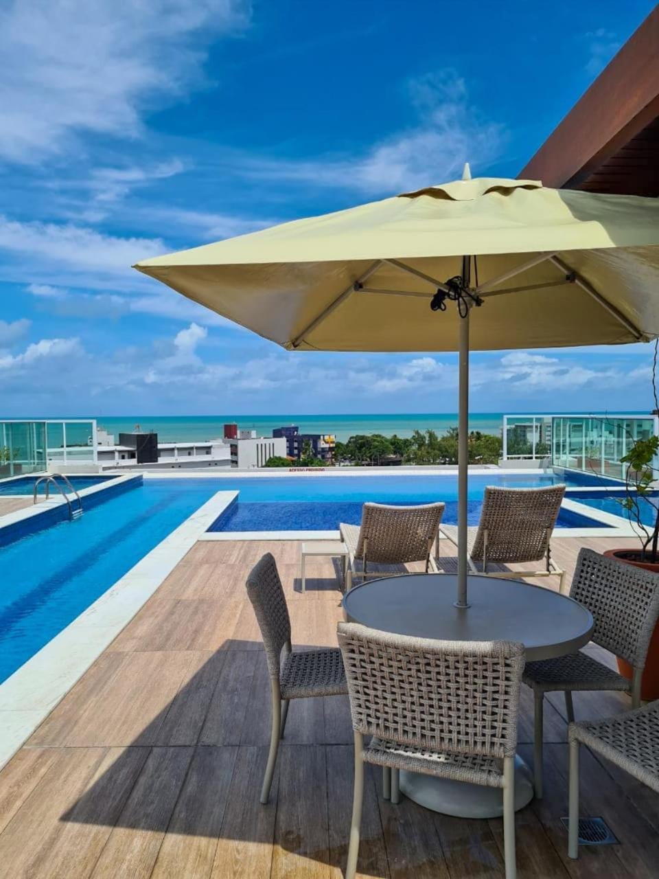View (from property/room), Pool view, Swimming pool, sunbed