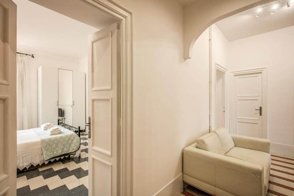 Bed, Living room, Bedroom