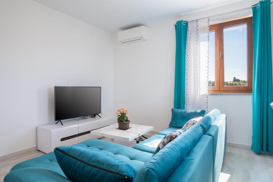TV and multimedia, Living room