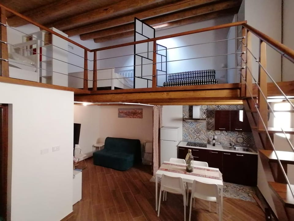 Kitchen or kitchenette, Living room, Dining area