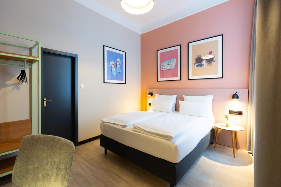 View (from property/room), Photo of the whole room