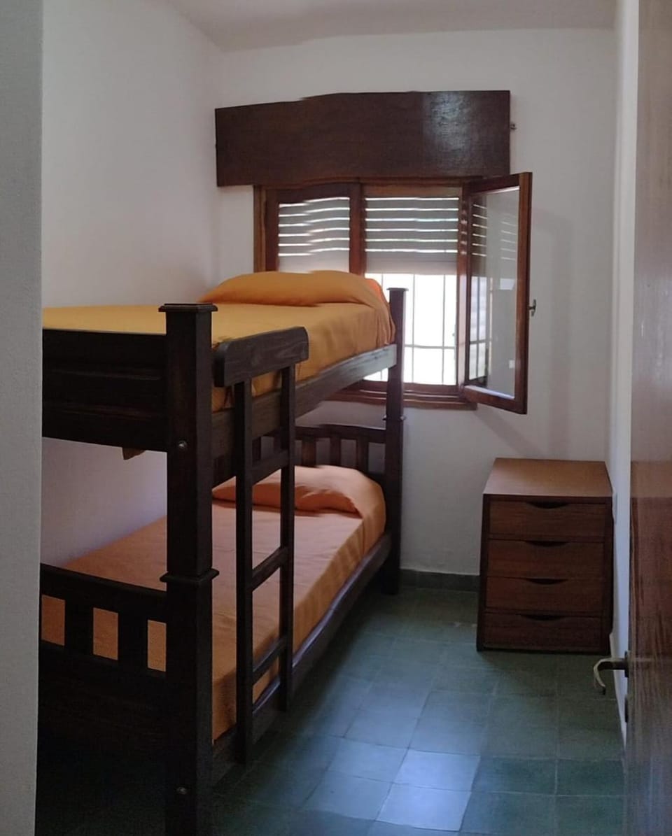bunk bed