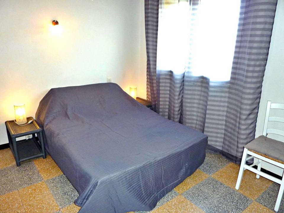 Appartement à 2 pas de la plage avec terrasse et parking - FR-1-387-150 Apartment in Marseillan