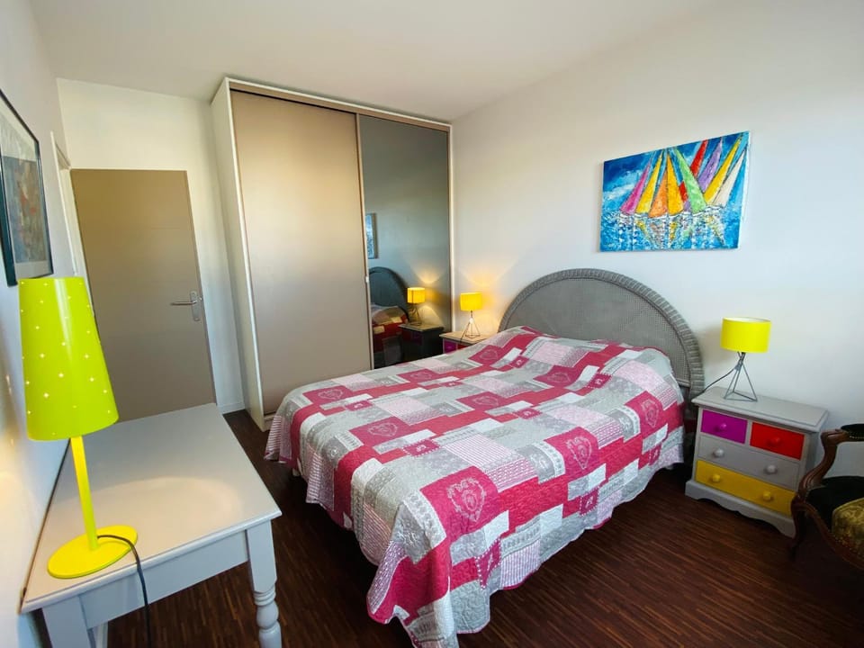 Appartement Élegant avec Balcon, Garage et WiFi en Bord de Mer - FR-1-92-889 Apartment in Château-d'Olonne