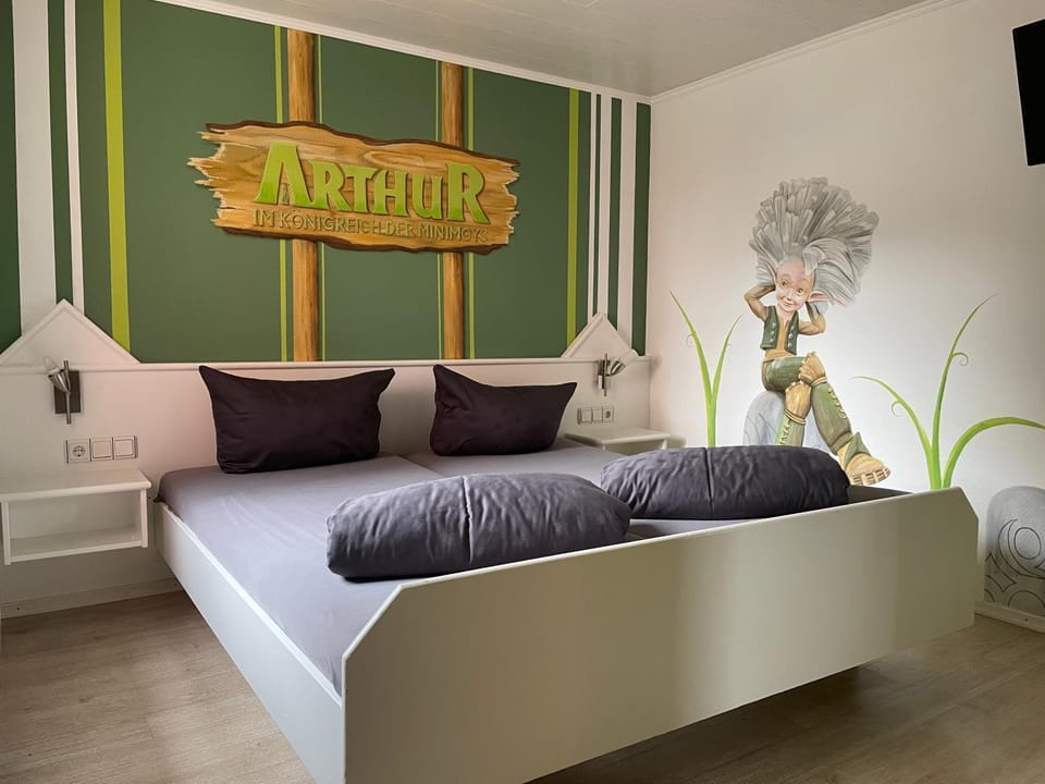 PENSION JÄGER - der Geheimtipp am Europa-Park Bed and Breakfast in Rust