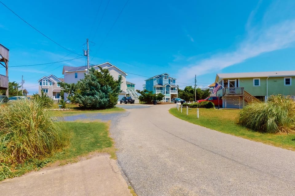 AVHC41 Outrigger Cottage on Hatteras Island House in Avon