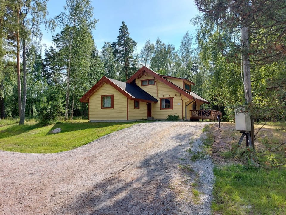 Property building, Spring, Day