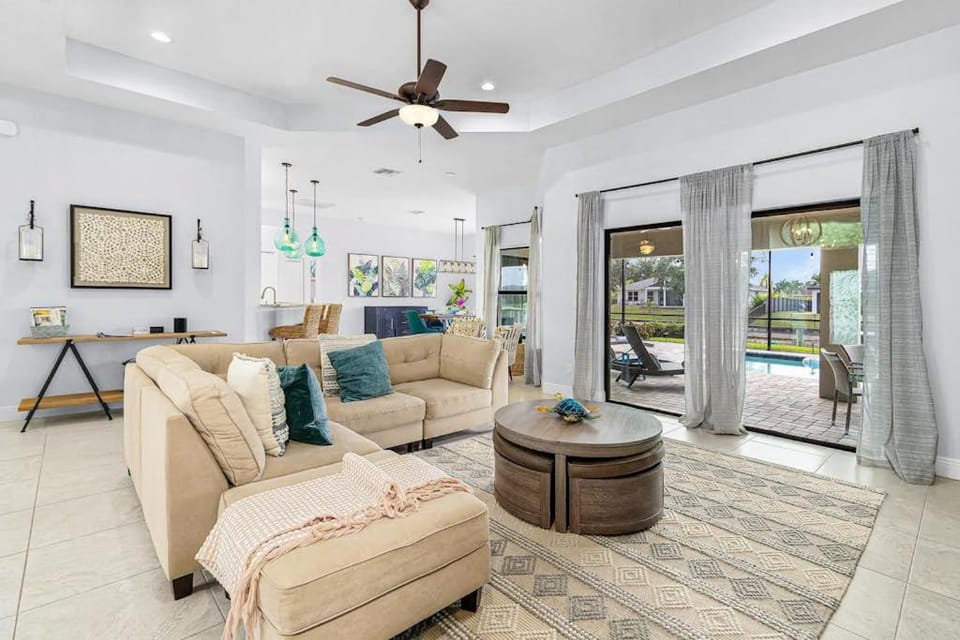 Palazzo Palms House in Cape Coral