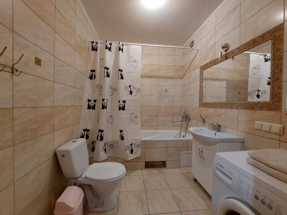 Bath, towels